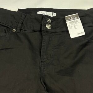 Rue21 Mid-Rise Skinny Med Stretch Jeans Distressed Black‎ Denim Size 9